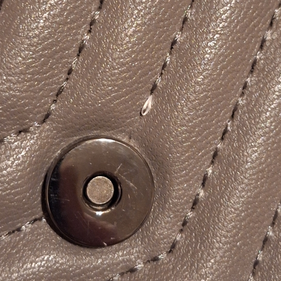 Steve Madden Wristlet NWT Gray Quilt Herringbone Magnetic Snap Latch - Picture 7 of 7